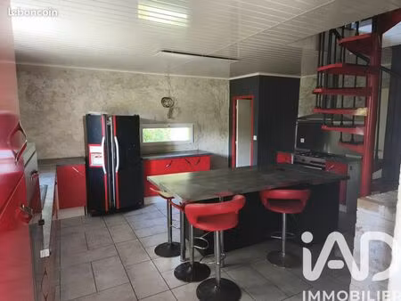 propriété 5 pièces 165 m²