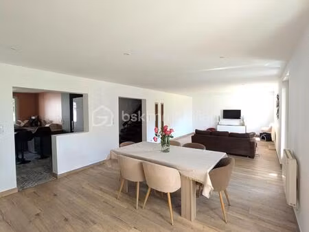 maison de 163 m² à laubrieres