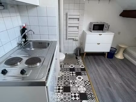 location chambre de bonne