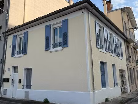 4 appartements t2 non meublés à louer