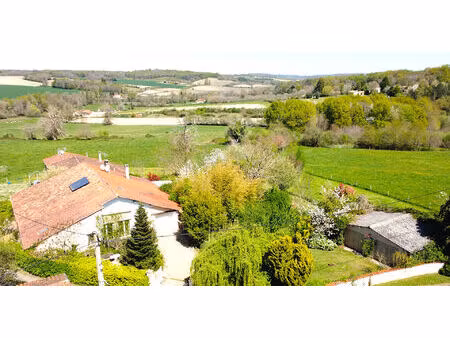 maison montmoreau saint cybard 7 pièce(s) 186 m2