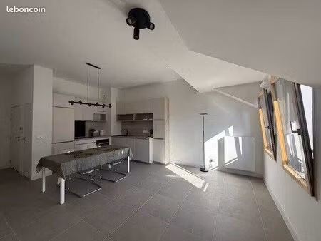appartement 3 pièces 68 m²