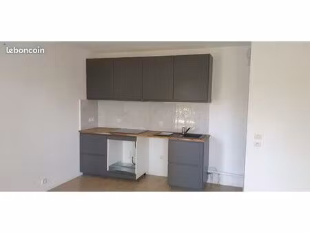 location meublée t2 melesse avec jardin