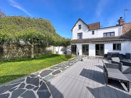vente maison 7 pièces 174 m2 à saint-quentin