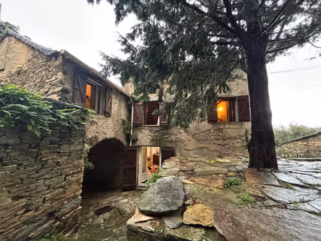 maison de village 7 pièces 135 m2 avec extérieur
