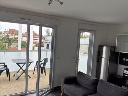 t2 meublé 43m2 + grand balcon à la douane suisse ◊