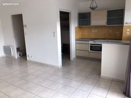 location appartement 63m2 balcon garage