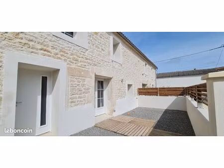 logement t4 - 3 chambres + extérieur