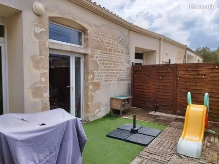 location t3 niort souche