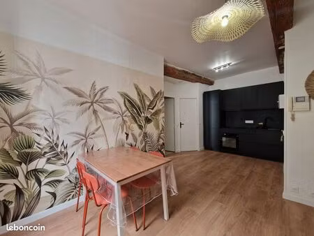 location étudiant t2 avignon place pie 35m²