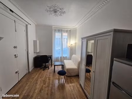 studio meublé rénové – 19 5 m² – métro charonne (paris 11e) - 894 cc