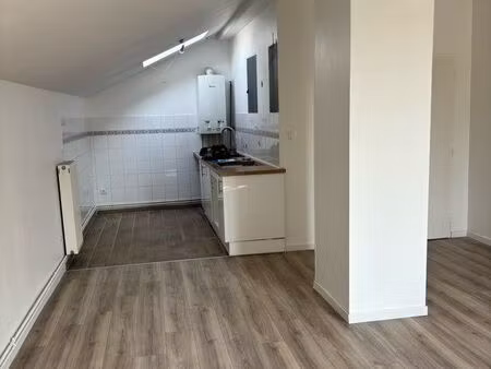 f4 avec 3 chambres