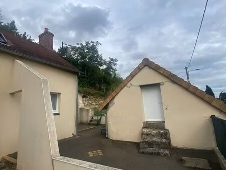 maison à louer avoise