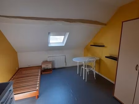 studio entièrement meublé proche esiee/esad et centre ville