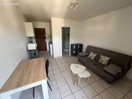 studio meuble avec parking fermé castres