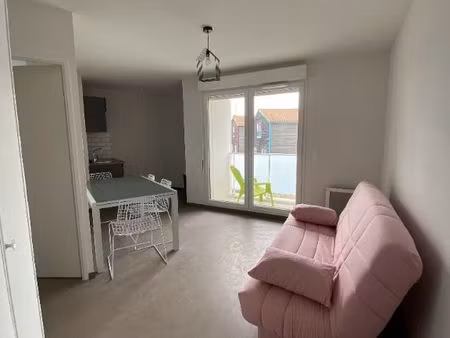 location appartement 1 pièce meublé 33m² la rochelle 17000