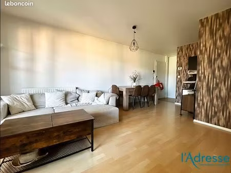 appartement 3 pièces 65 m²