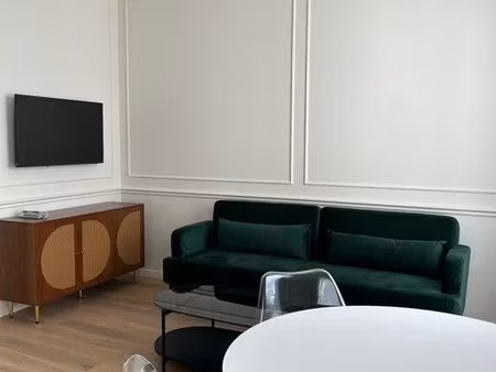 appartement meublé refait à neuf marais