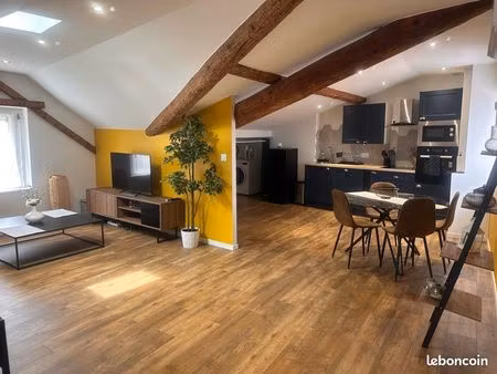 location studio meublé carnot