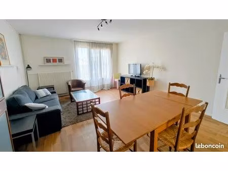 maison rénovée et meublée 3 chambres 81 m2 vivonne