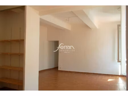 location appartement 2 pièces 48m² salernes 83690