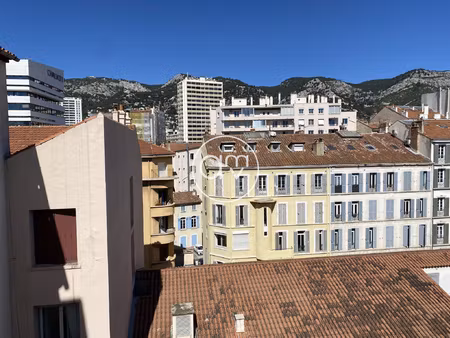 location appartement 2 pièces 24m² toulon 83000