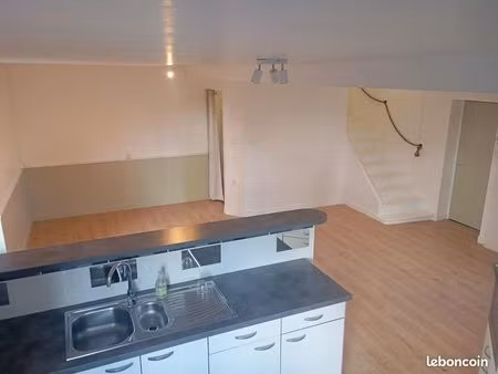 maison de ville rénovée 81m2