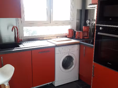 a vendre t1 bis meuble avec goût