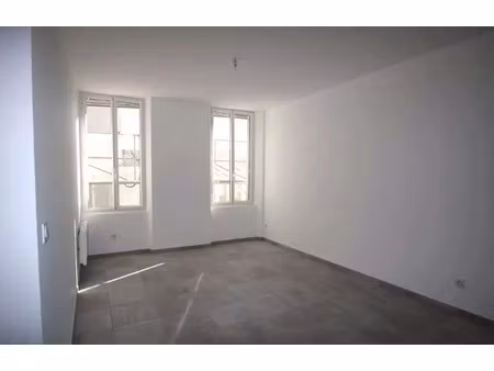 location appartement 2 pièces 53 m2 à martigues