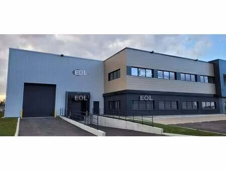 location entrepôt colombier saugnieu 69124 1664m² à 3328m²
