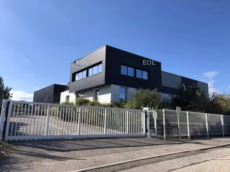 location entrepôt taluyers 69440 1335m²