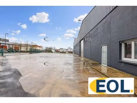 location local d’activités le mesnil amelot 77990 5524m²