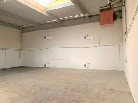 location local d’activités moissy cramayel 77550 225m²