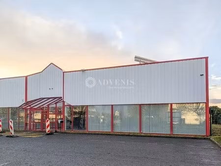 location local d’activités taden 22100 860m²