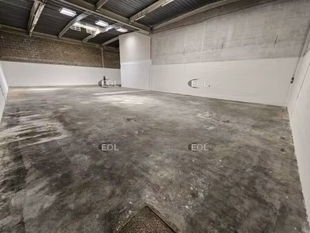location local d’activités valenton 94460 1212m²