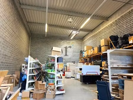 location local d’activités hem 59510 399m²