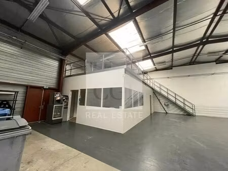 location local d’activités fontaine 38600 350m²