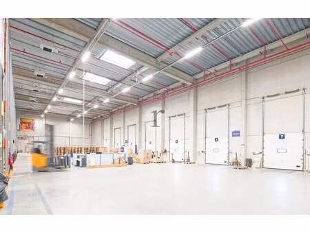 location local d’activités neuville en ferrain 59960 8752m²