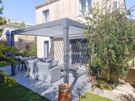 villa t4 de 83 m2 sur 330m2 de terrain plat avec piscine 13011 marseille secteur la...