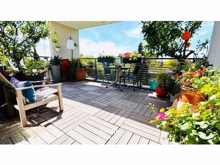 dernier étage - appartement t4 aix en pce centre ville à pied