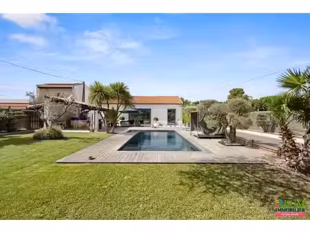 pélissanne - villa contemporaine de plain‑pied | 3 ch + studio  piscine & jardin