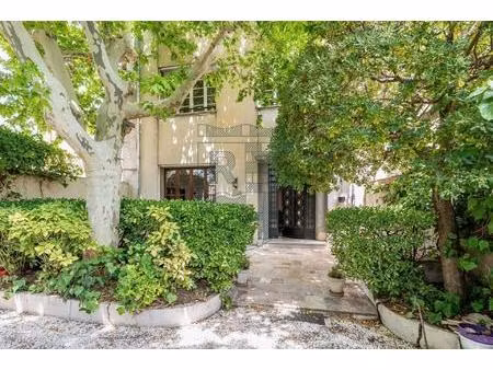 achat : local commercial (13004)