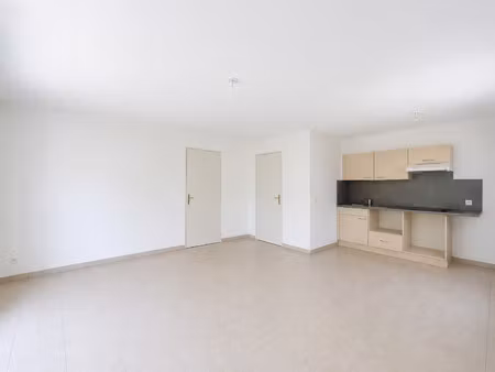 location appartement 2 pièces 48m² st saulve 59880