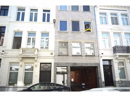 gezellig 1 slpk appartement met balkon.