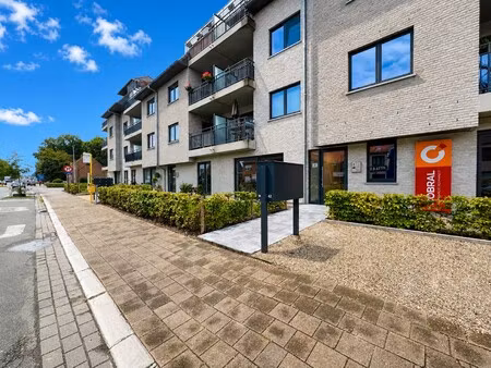 leuk appartement (2020) te beernem vlakbij op- en afrit e40