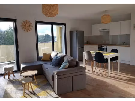 location appartement 4 pièces 90 m² à bègles (33130)