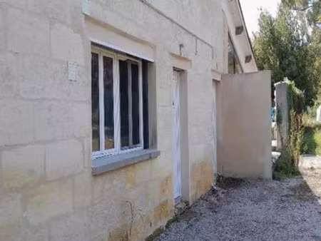 location appartement 6 pièces 98 m² à cavignac (33620)