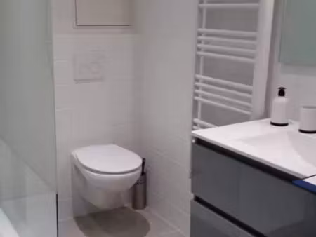 location appartement 3 pièces 55 m² à coutras (33230)