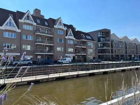 appartement aan het water