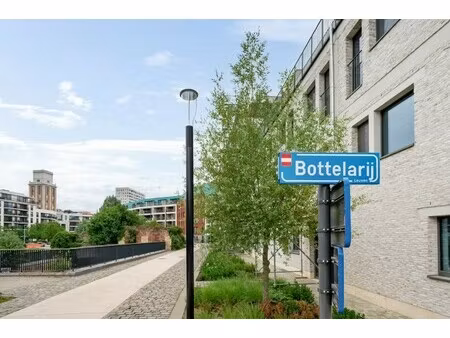leuven - ondergrondse autostaanplaats